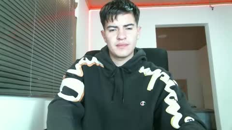 franccesco_699 online show from 12-29-24, 06:05
