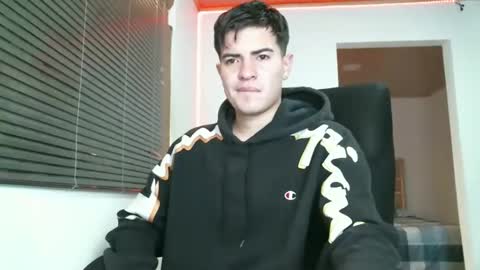 franccesco_699 online show from 12-30-24, 04:40