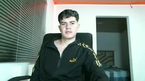 franccesco_699 online show from 01-09-25, 11:45