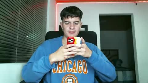franccesco_699 online show from 01-11-25, 04:27