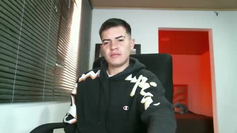 franccesco_699 online show from 01-27-25, 04:11