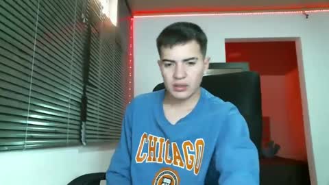 franccesco_699 online show from 02-02-25, 06:20