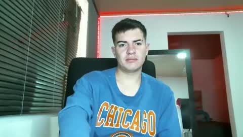 franccesco_699 online show from 02-06-25, 05:09