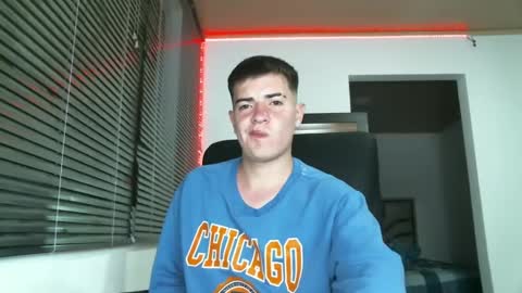 franccesco_699 online show from 02-12-25, 11:41