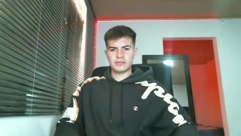franccesco_699 online show from 02-27-25, 04:21
