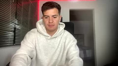 franccesco_699 online show from 03-04-25, 01:23
