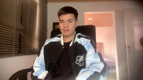 franccesco_699 online show from 03-05-25, 02:56