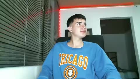 franccesco_699 online show from 03-06-25, 12:10