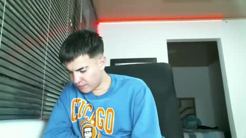 franccesco_699 online show from 03-06-25, 11:31