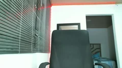 franccesco_699 online show from 03-10-25, 03:23