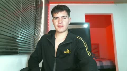 franccesco_699 online show from 03-10-25, 04:25