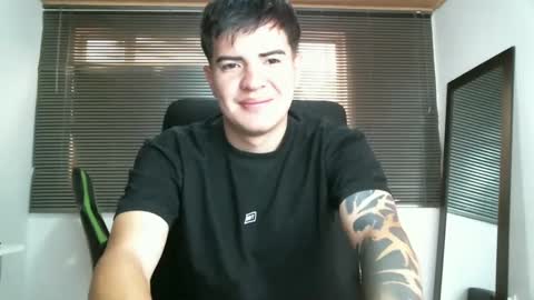 franccesco_699 online show from 09-09-25, 04:06
