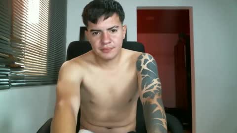 franccesco_699 online show from 10-04-25, 03:32