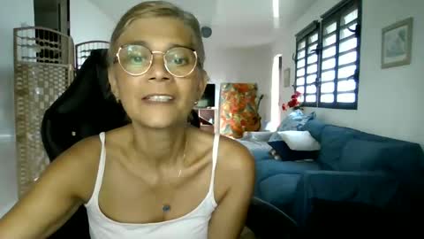 francelune online show from 01-07-25, 02:08