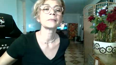 francelune online show from 09-10-25, 01:22