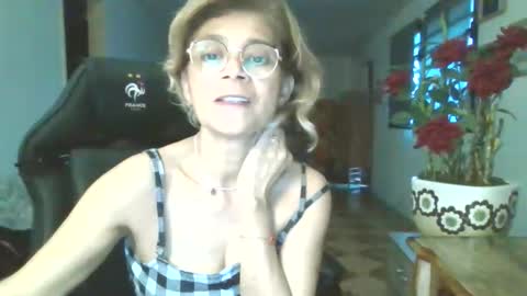 francelune online show from 09-16-25, 01:23
