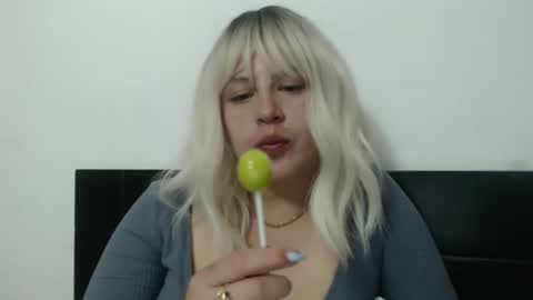 Francesca online show from 02-19-25, 12:35