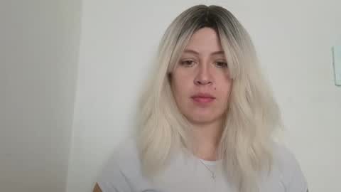 Francesca online show from 09-17-25, 05:47