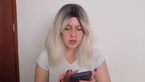 Francesca online show from 02-18-26, 09:00