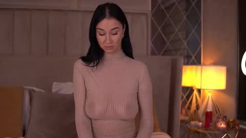 Snapshot of francescadante chatting on 11-21-25, 07:18 francescadante online show from 11-21-25, 07:18