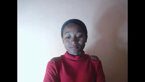 Snapshot of francine925426 chatting on 11-11-25, 10:26 francine925426 online show from 11-11-25, 10:26