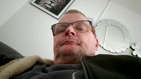 Snapshot of franciscomalin chatting on 01-26-25, 01:36 franciscomalin online show from 01-26-25, 01:36