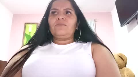 Snapshot of francy_froz chatting on 12-01-25, 02:49 francy froz online show from 12-01-25, 02:49