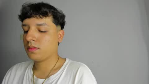 Castiglioni online show from 03-02-25, 04:32