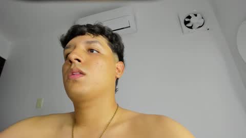 Castiglioni online show from 03-02-25, 07:34