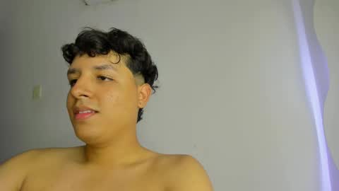 Castiglioni online show from 03-05-25, 01:31