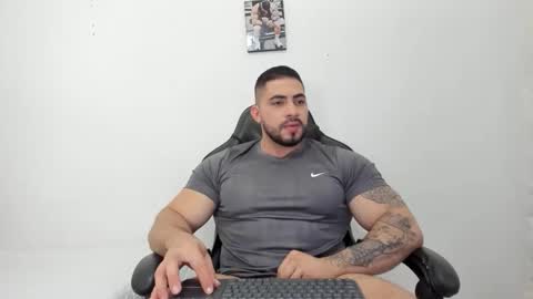 frank_foxx1 online show from 11-26-25, 04:02