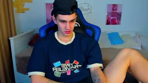 Frank online show from 02-25-25, 03:09