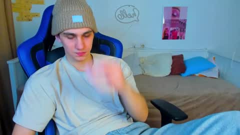 Frank online show from 03-12-25, 09:23