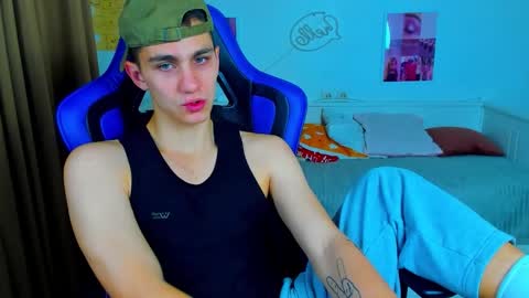 Frank online show from 09-28-25, 04:40