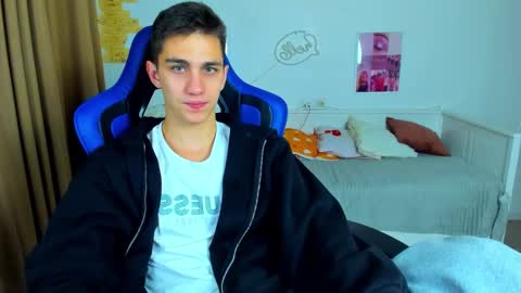 Frank online show from 10-05-25, 05:06