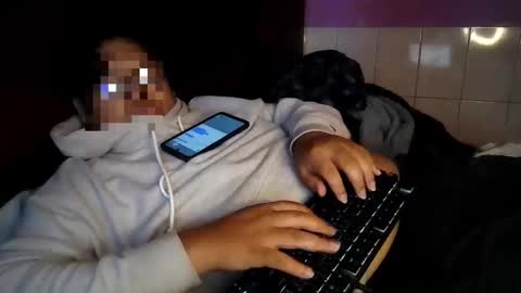 Snapshot of frank_nishi chatting on 12-17-24, 12:23 frank_nishi online show from 12-17-24, 12:23