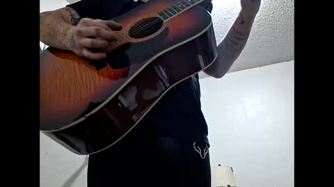 Snapshot of frankieblueeyes30 chatting on 02-10-26, 04:16 Blue eyed tatted Daddy online show from 02-10-26, 04:16