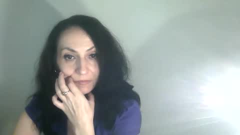 frankieteasing online show from 12-13-24, 10:55