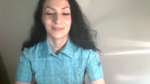 frankieteasing online show from 12-20-24, 07:17