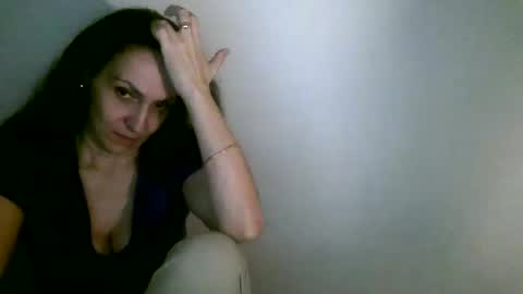 frankieteasing online show from 01-15-25, 09:20