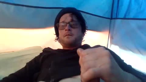 Snapshot of franklyzappa chatting on 11-11-25, 09:26 Girth Brookes online show from 11-11-25, 09:26