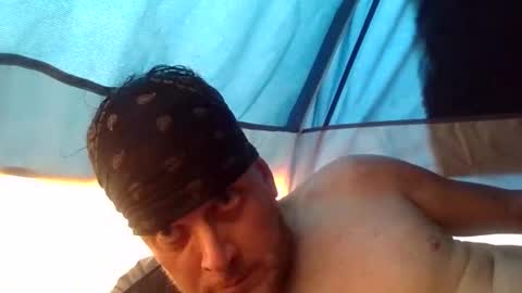 Snapshot of franklyzappa chatting on 11-13-25, 07:35 Girth Brookes online show from 11-13-25, 07:35