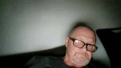 Wolfi online show from 02-22-26, 07:19