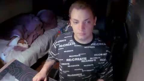 freak_azoid online show from 12-19-25, 01:51