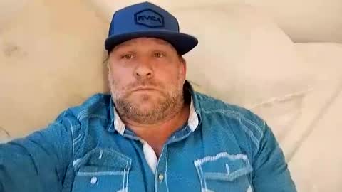 Snapshot of freakpopsickle69 chatting on 09-14-25, 07:13 poundyouout1969 online show from 09-14-25, 07:13