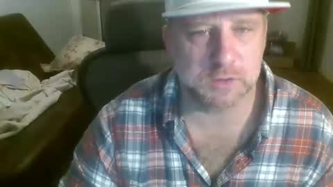 Snapshot of freakpopsickle69 chatting on 02-15-26, 06:54 poundyouout1969 online show from 02-15-26, 06:54