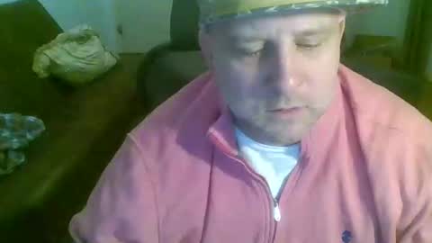 Snapshot of freakpopsickle69 chatting on 03-21-26, 04:32 poundyouout1969 online show from 03-21-26, 04:32