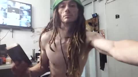 Snapshot of freaktwink420 chatting on 10-01-25, 09:15 Squirrel twink online show from 10-01-25, 09:15