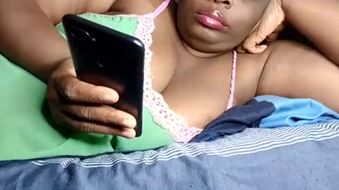 freaky08 online show from 10-17-25, 06:10