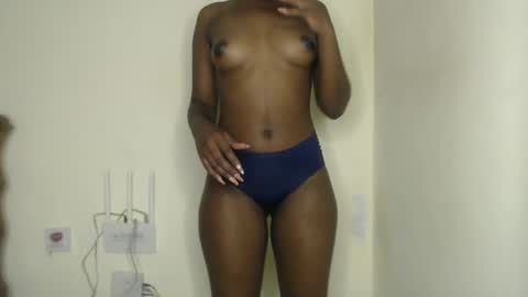 Snapshot of freaky_ass chatting on 02-10-25, 01:24 Berry online show from 02-10-25, 01:24